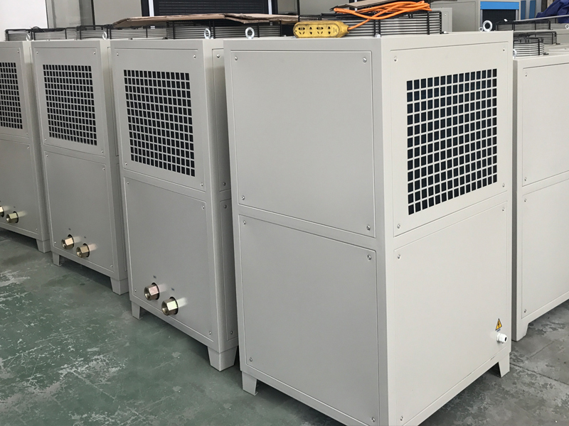 ?油冷機(jī)制冷的原理、分類(lèi)和設(shè)備應(yīng)用